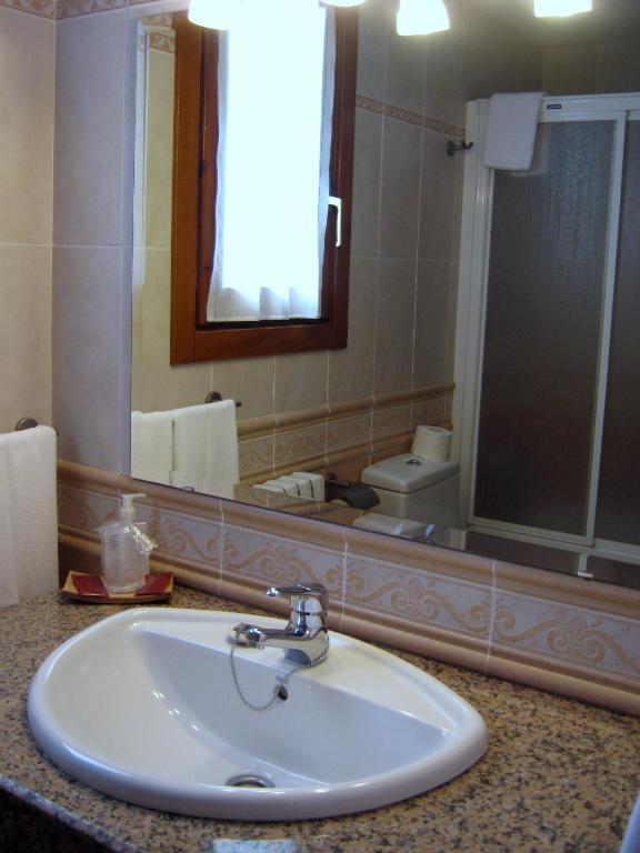 Casa La Abadía Casa de hóspedes Cerler Quarto foto
